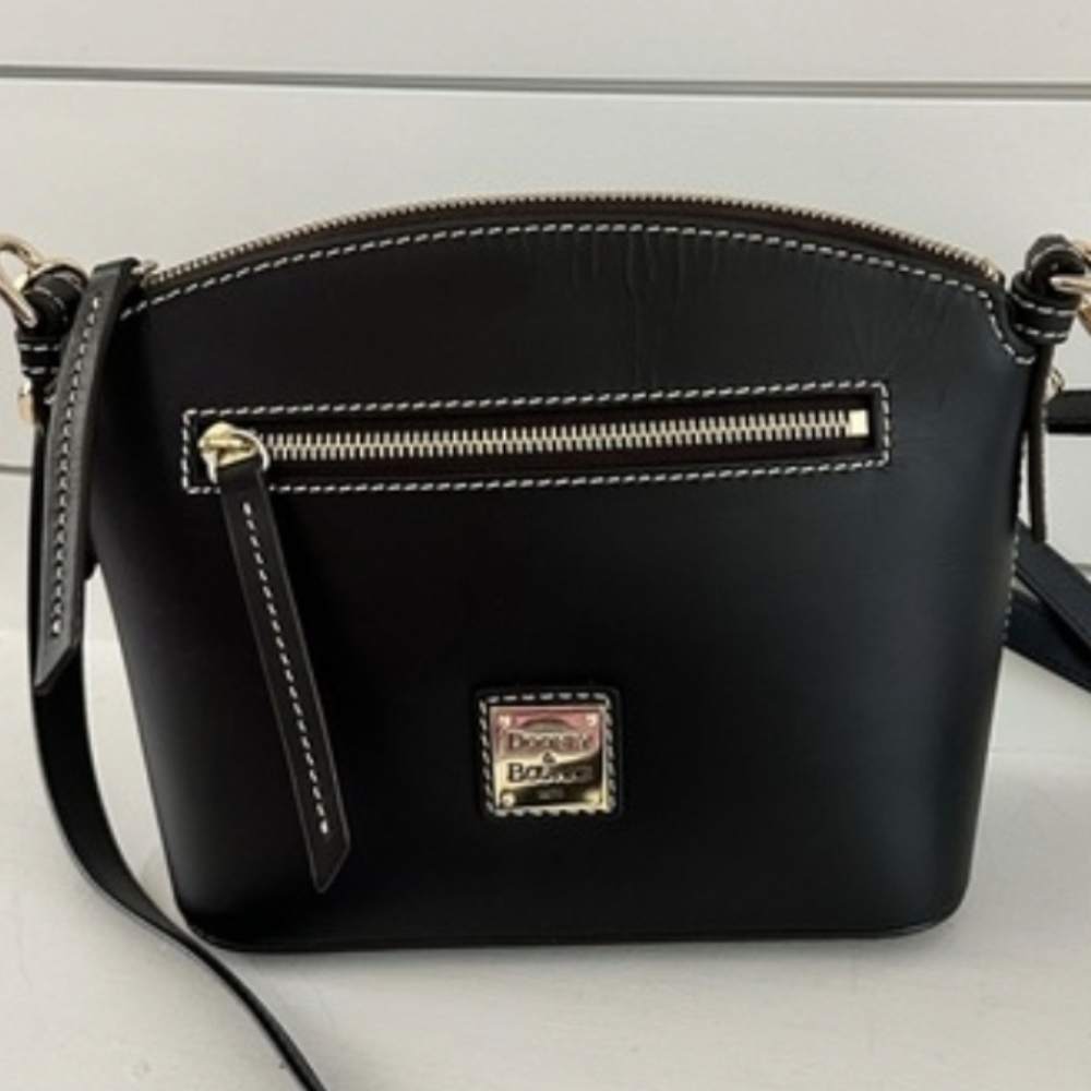 Classic & timeless Dooney & Bourke Black Crossbody Bag with Gold Accents.